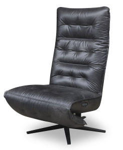 Nr. 2 / Relaxsessel / in Stoff oder Leder / ab 2668 €